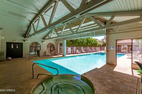 18239 40th St, Phoenix AZ  85032-1447 exterior