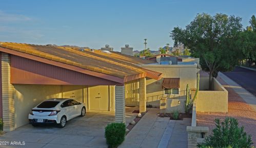 2701 Cactus Rd, Phoenix AZ 85029-2222 exterior