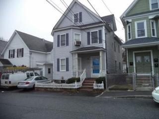 212 Mount Hope St, Lowell, MA 01854-2348