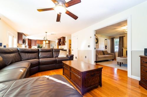 30 Frst Hl Dr, Taunton MA 02780-5146 exterior