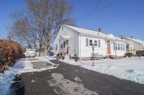 19 Somerset St, Methuen MA  01844-5408 exterior