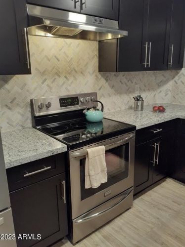 4565 17th Ave, Phoenix AZ  85015-3814 exterior