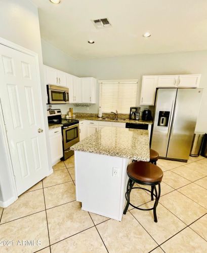 1620 80 Dr, Phoenix AZ 85033-3510 exterior