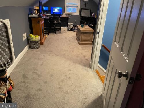 1109 Delsea Dr, West Deptford NJ 08093-2252 exterior