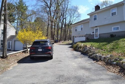 855 Salem St, Lynnfield, MA 01940-1552