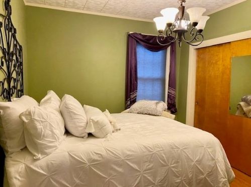 170 Query St, New Bedford MA 02745-6030 exterior