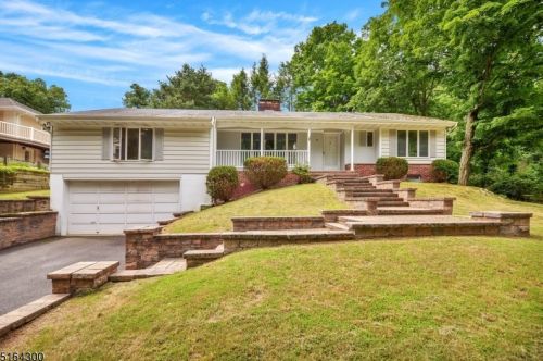 25 Brooksyde Ave, Skyline Lakes NJ  07456-2134 exterior