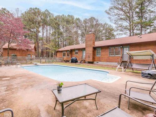 10 Kerrie Ct, Stockbridge GA 30281-5821 exterior