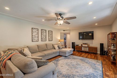 515 Alice Ave, Phoenix AZ  85020-3101 exterior