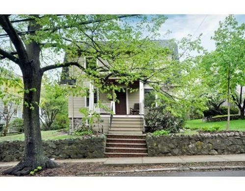 128 Washington St, Arlington MA  02474-1532 exterior