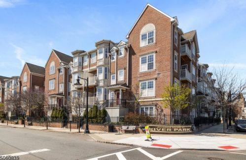 200 Dey St, East Newark, NJ 07029-1883