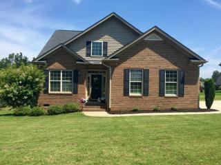 233 Terrace View Way, Seneca SC  29678-1274 exterior