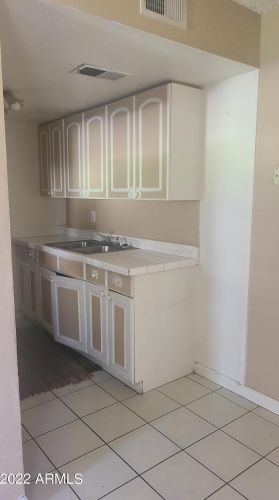 4257 68th Ave, Phoenix, AZ 85033-8260