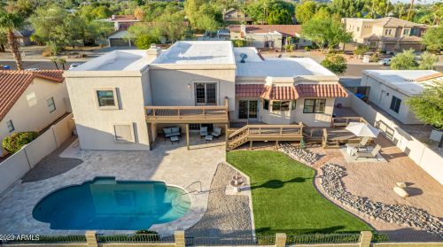 3835 Ahwatukee Dr, Phoenix AZ 85044-2033 exterior