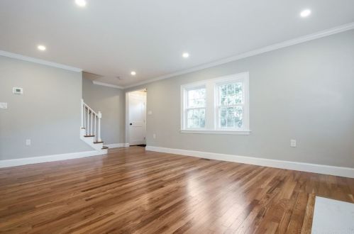 214 Riverside Dr, Dedham MA  02026-6932 exterior