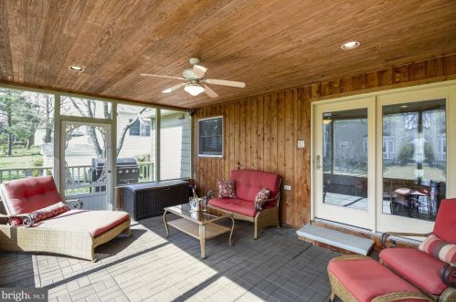 8556 Window Latch Way, Columbia MD 21045-5637 exterior