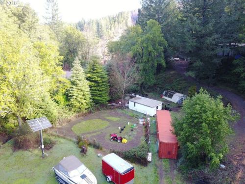 20531 Bank Chetco Riv Rd, Harbor OR  97415-8222 exterior