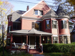 4 Chester St, Newton, MA 02461-1416