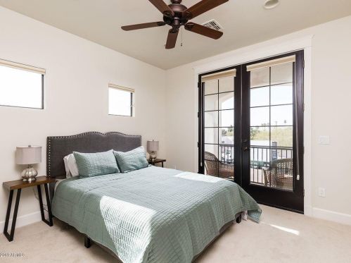 5123 43rd Pl, Phoenix AZ  85018-1633 exterior