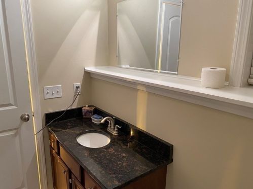 44 Dawson Rd, Worcester MA 01602-1213 exterior