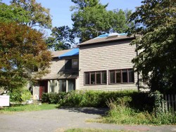 290 Islington Rd, Newton, MA 02466-1019