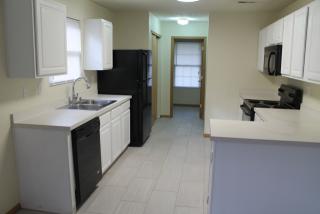 6416 Maravian Dr, Louisville KY  40258-3130 exterior