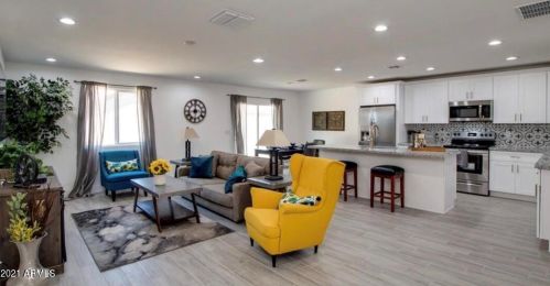 574 42nd Dr, Phoenix AZ  85009-2026 exterior