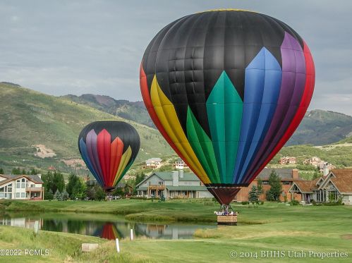 1995 Kidd Cir, Park City UT 84098-8512 exterior