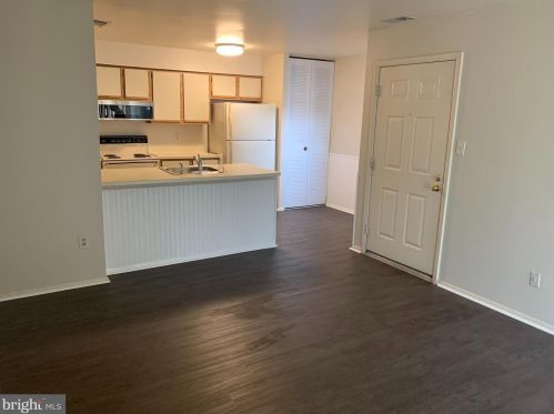 103 Ashton Ct, West Deptford NJ  08051-2001 exterior