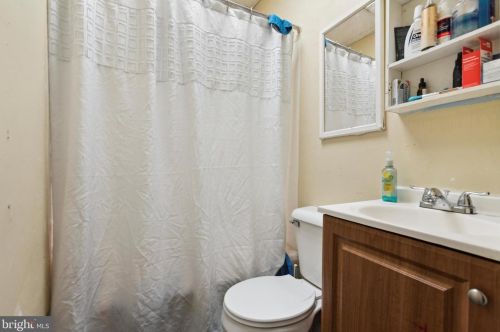 4265 6 St, Philadelphia PA 19140-2313 exterior