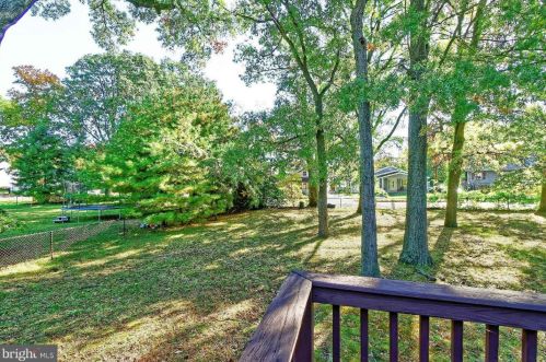 1375 Park Pl, West Deptford NJ 08093-1940 exterior