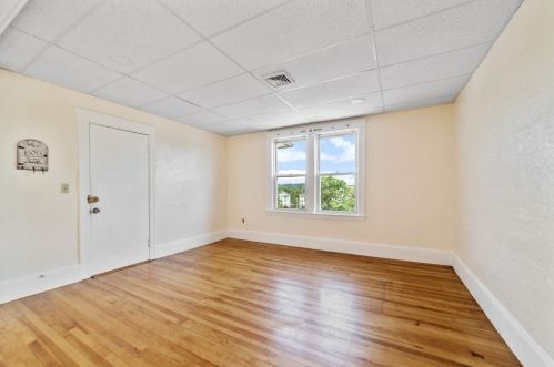 141 Cambridge St, Worcester MA 01603-2339 exterior