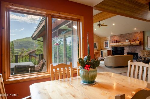 2068 Mahre Dr, Park City UT 84098-8508 exterior