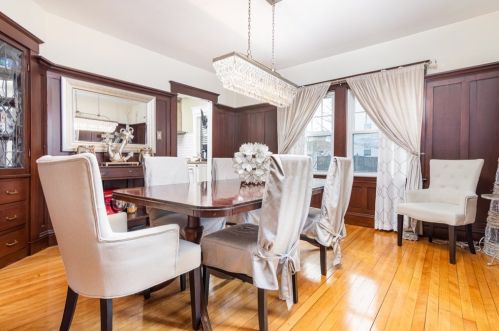 124 Elm Ave, Quincy MA 02170-2939 exterior