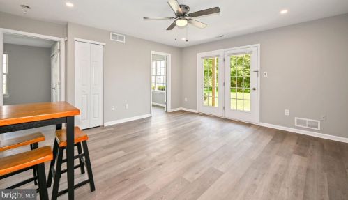 1162 Tristram Cir, West Deptford NJ  08051-2239 exterior