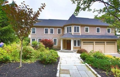 17 Baldpate Hl Rd, Newton MA 02459-2826 exterior