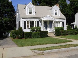 17 Talbot St, Newton, MA 02465-1617