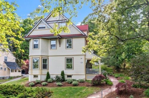 57 Grove Hill Ave, Newton, MA 02460-2336