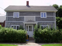 264 Pearl St, Newton, MA 02458-1345