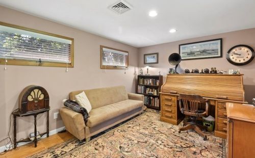 30 Abington St, Worcester MA 01603-1101 exterior