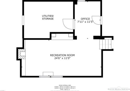 14 Selwyn Rd, Newton MA 02461-2142 exterior