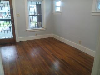 506 Beecher St, Louisville KY  40215-2804 exterior