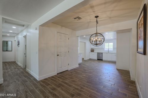 837 El Caminito Dr, Phoenix AZ 85051-9114 exterior