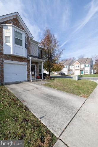 341 Chancellor Dr, West Deptford NJ  08096-5170 exterior