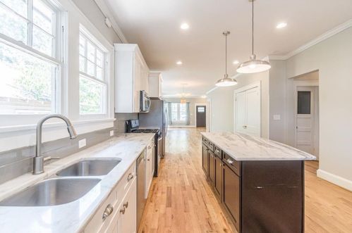 703 Erin Ave, Atlanta GA 30310-4213 exterior