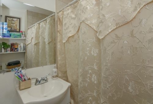 69 Fern St, Lawrence MA 01841-1160 exterior