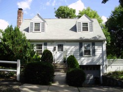 19 Grant St, Newton, MA 02465-1508