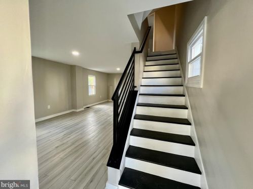 1558 Delaware St, West Deptford NJ  08066-1420 exterior