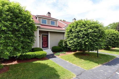 237 South St, Shrewsbury MA 01545-5437 exterior