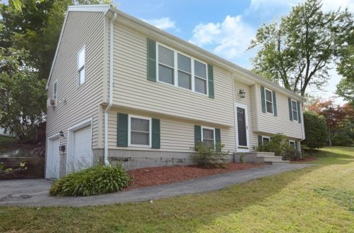 1 Hapgood Rd, Worcester, MA 01605-3802